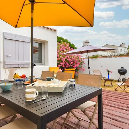 700 M De La Plage, Jardin, Maison Pour 7 *